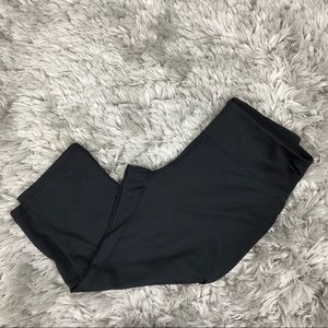 Zella capri leggings